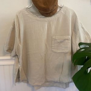 Gauzey Pocket Tshirt